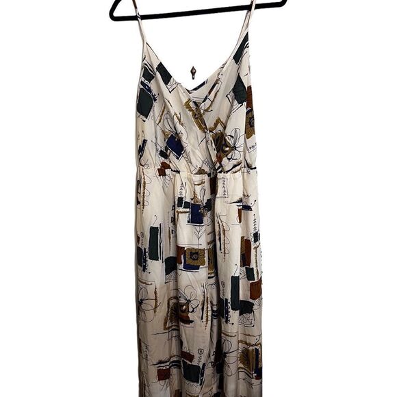 NWOT sleeveless jumpsuit. - Picture 5 of 8